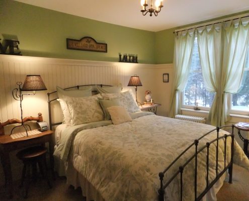 Cozy Guest Rooms